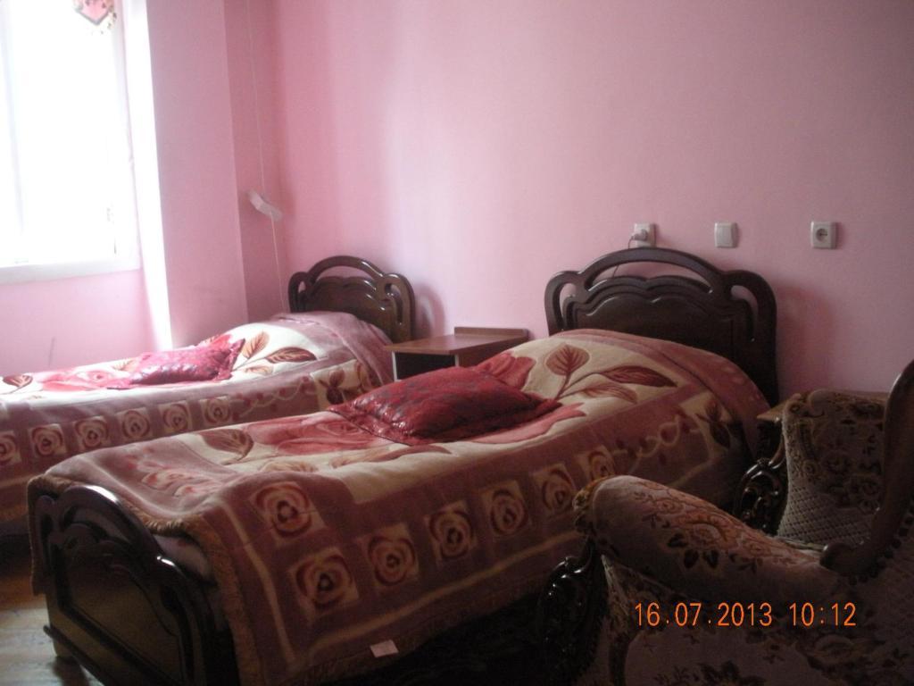 Edemi Hotel Koetaisi Kamer foto
